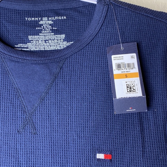 Tommy Hilfiger waffle cut thermal too long sleeve - Picture 2 of 2